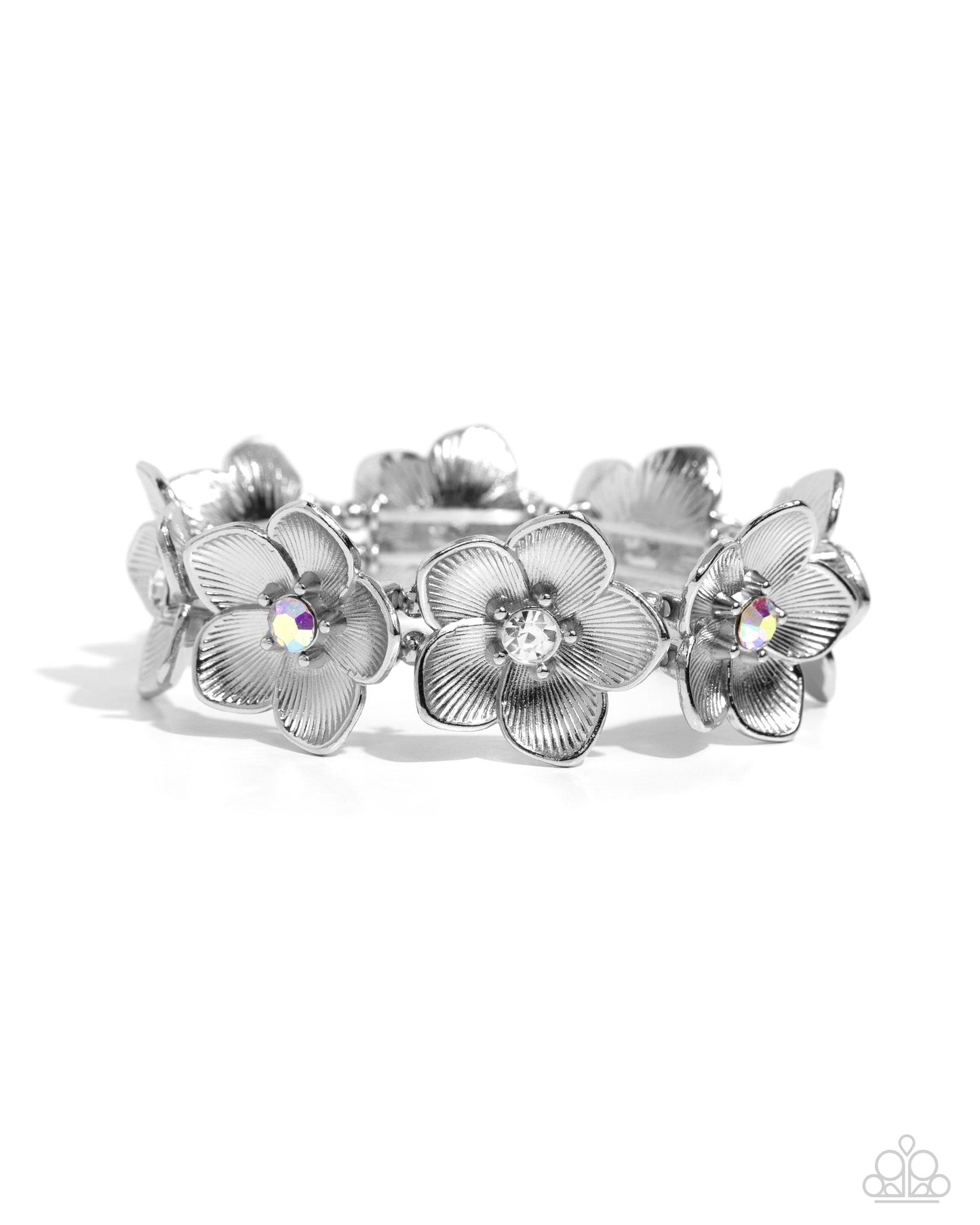 General Grandeur - White - Paparazzi Bracelet