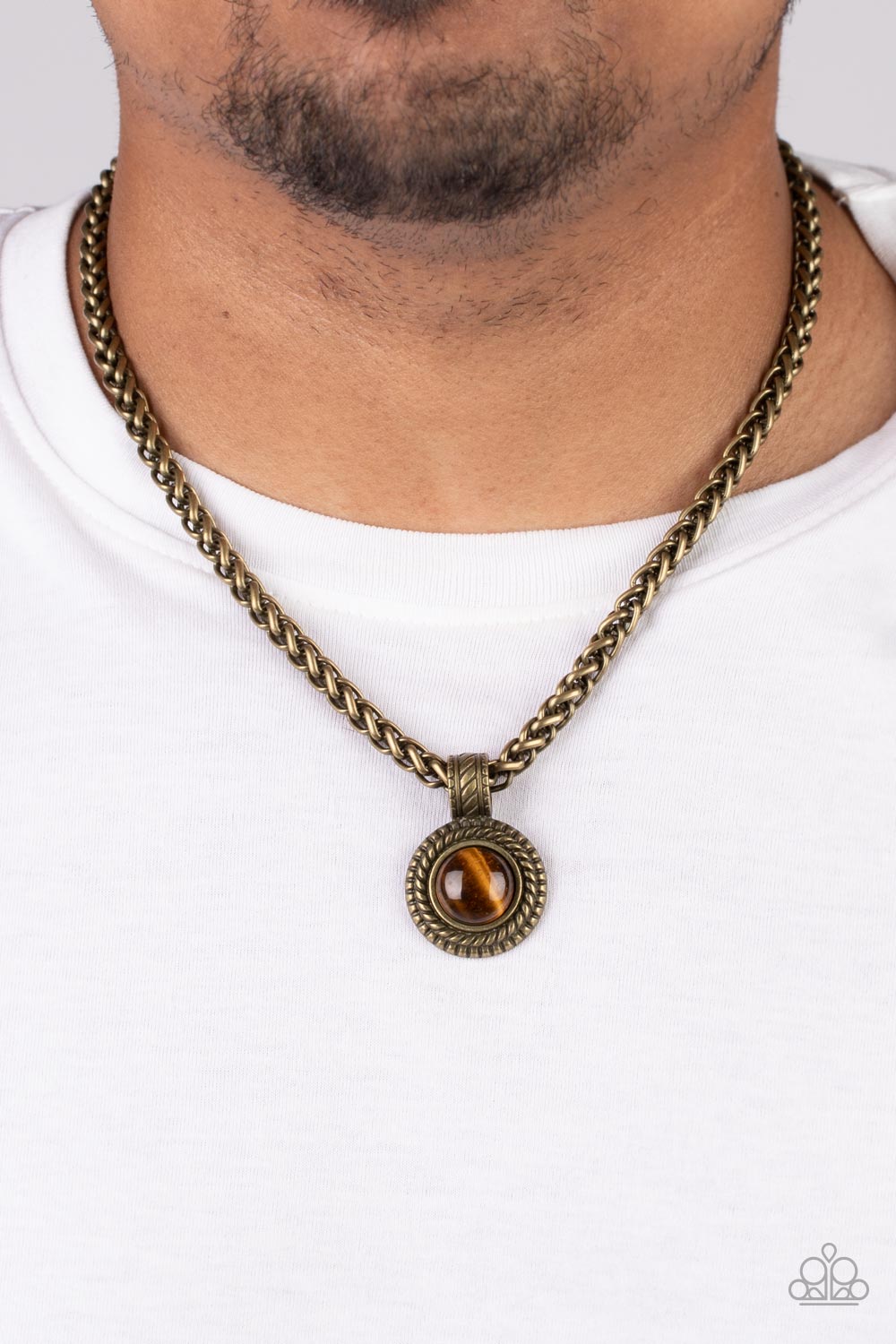 Pendant Dreams - Brass - Paparazzi Necklace