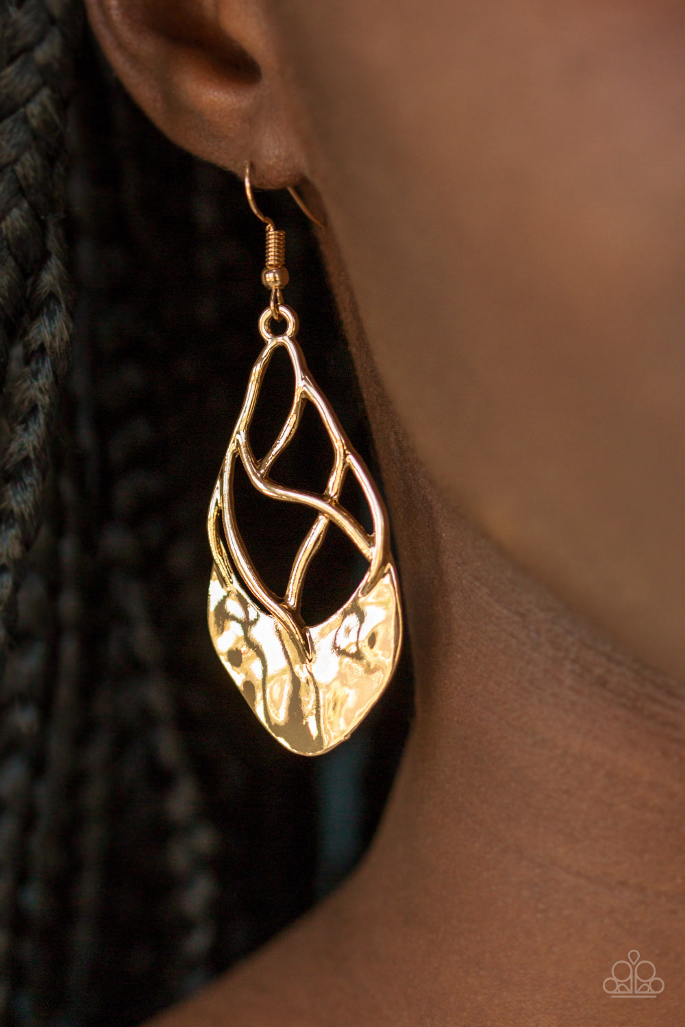 Swank Bank - Gold Necklace and Super Swanky - Gold - Paparazzi Earrings Paparazzi Set