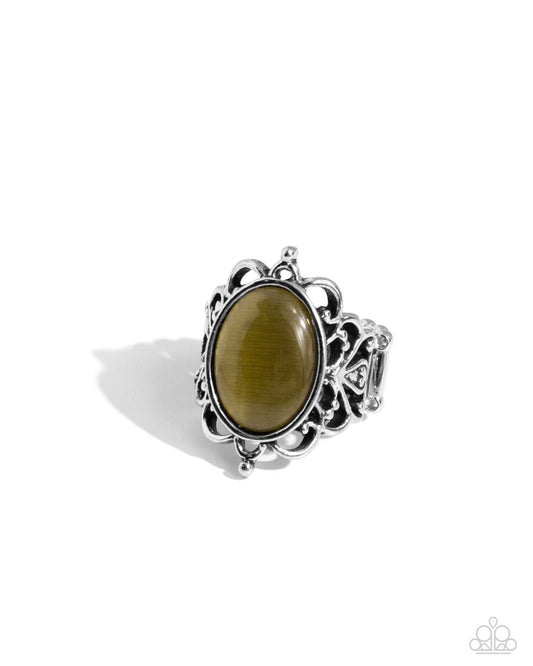 Radiantly Reminiscent - Green - Paparazzi Ring