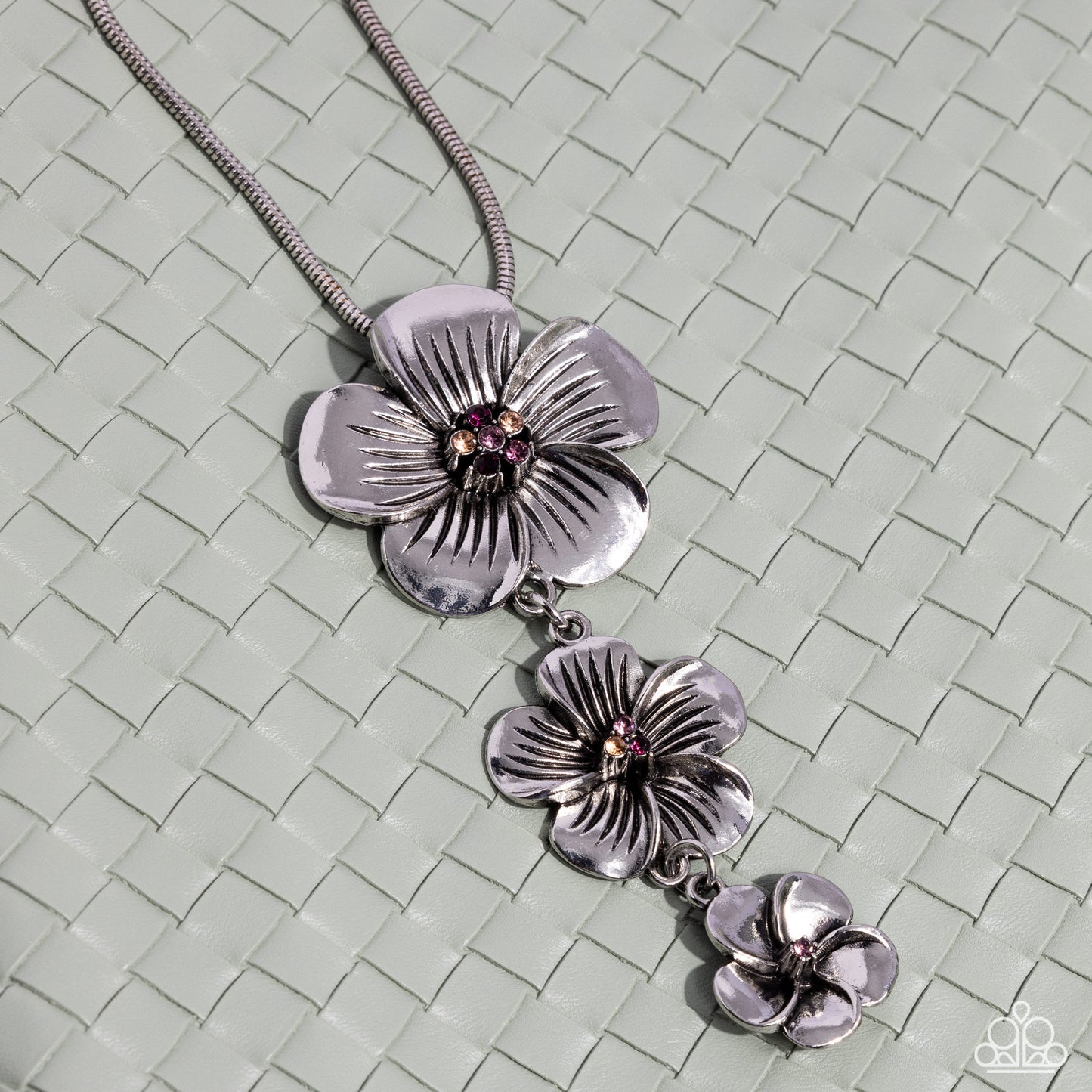 Wallflower Whimsy - Purple - Paparazzi Necklace
