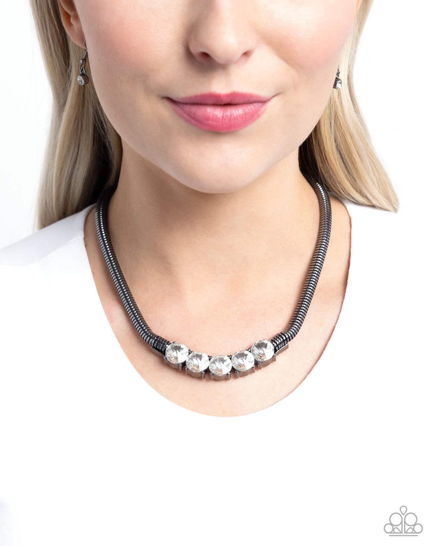 Musings Makeover - Black - Paparazzi Necklace