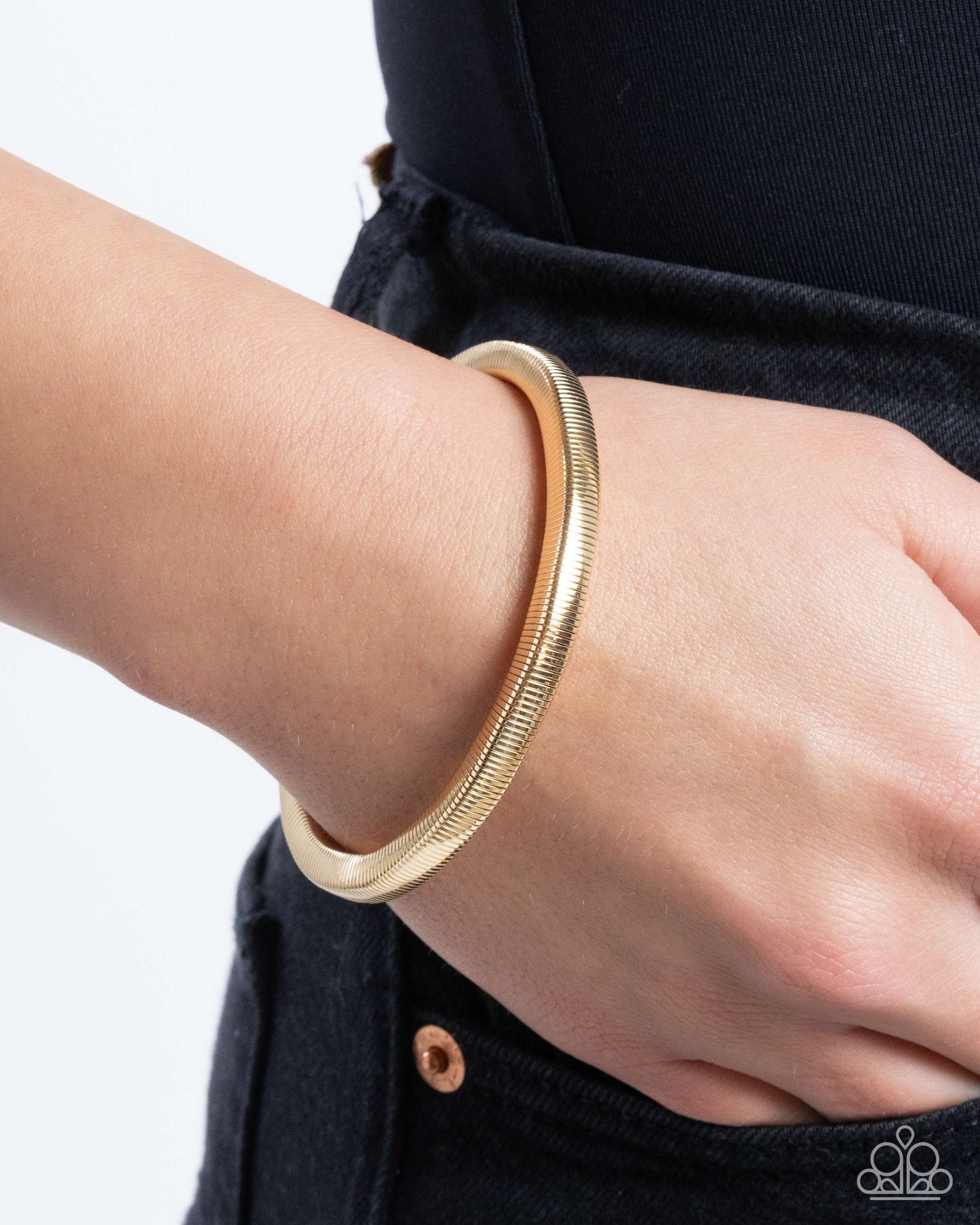 Stubborn Simplicity - Gold - Paparazzi Necklace
