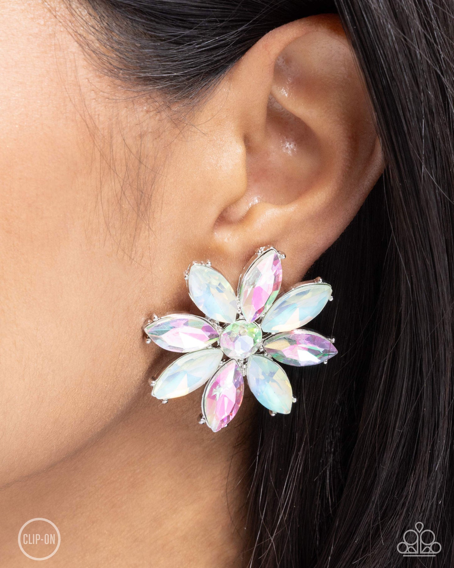 Maiden Makeover - Green - Paparazzi Earrings