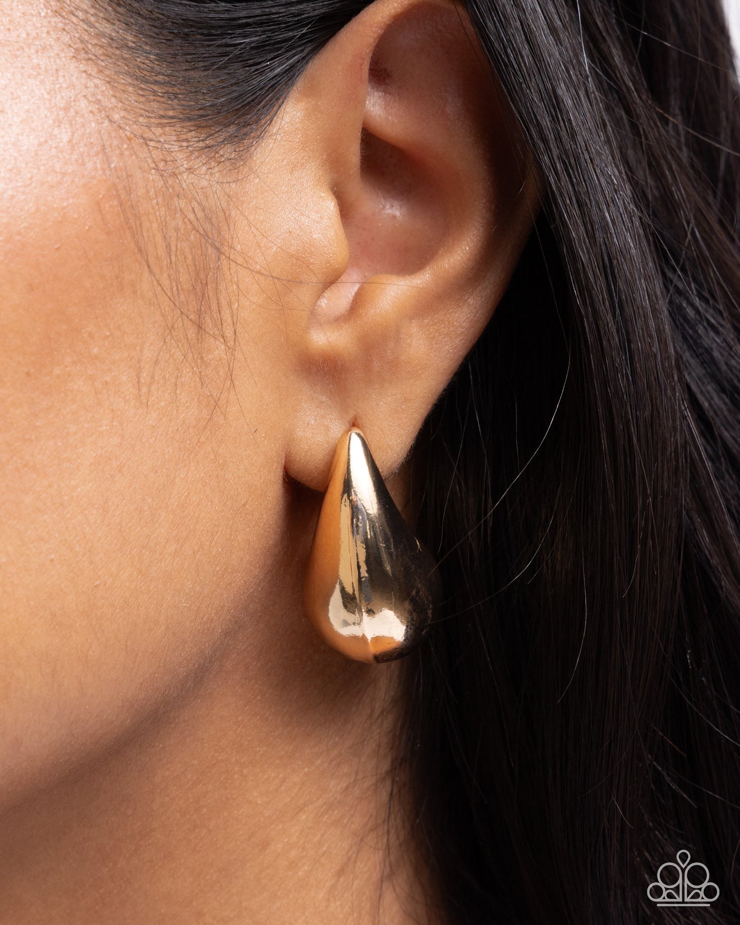 Raindrop Reveal - Gold - Paparazzi Earrings