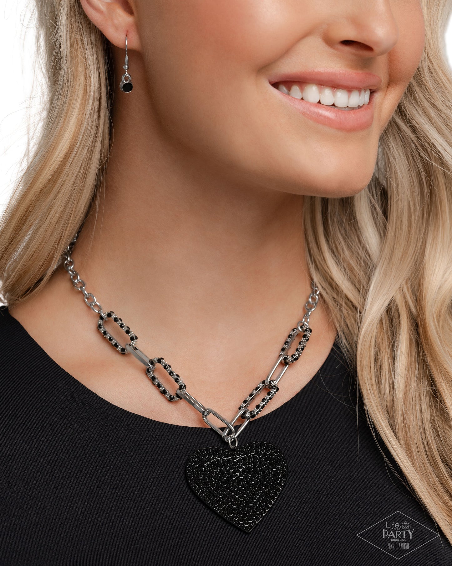 Roadside Romance - Black - Paparazzi Necklace (LOP Pink Diamond)