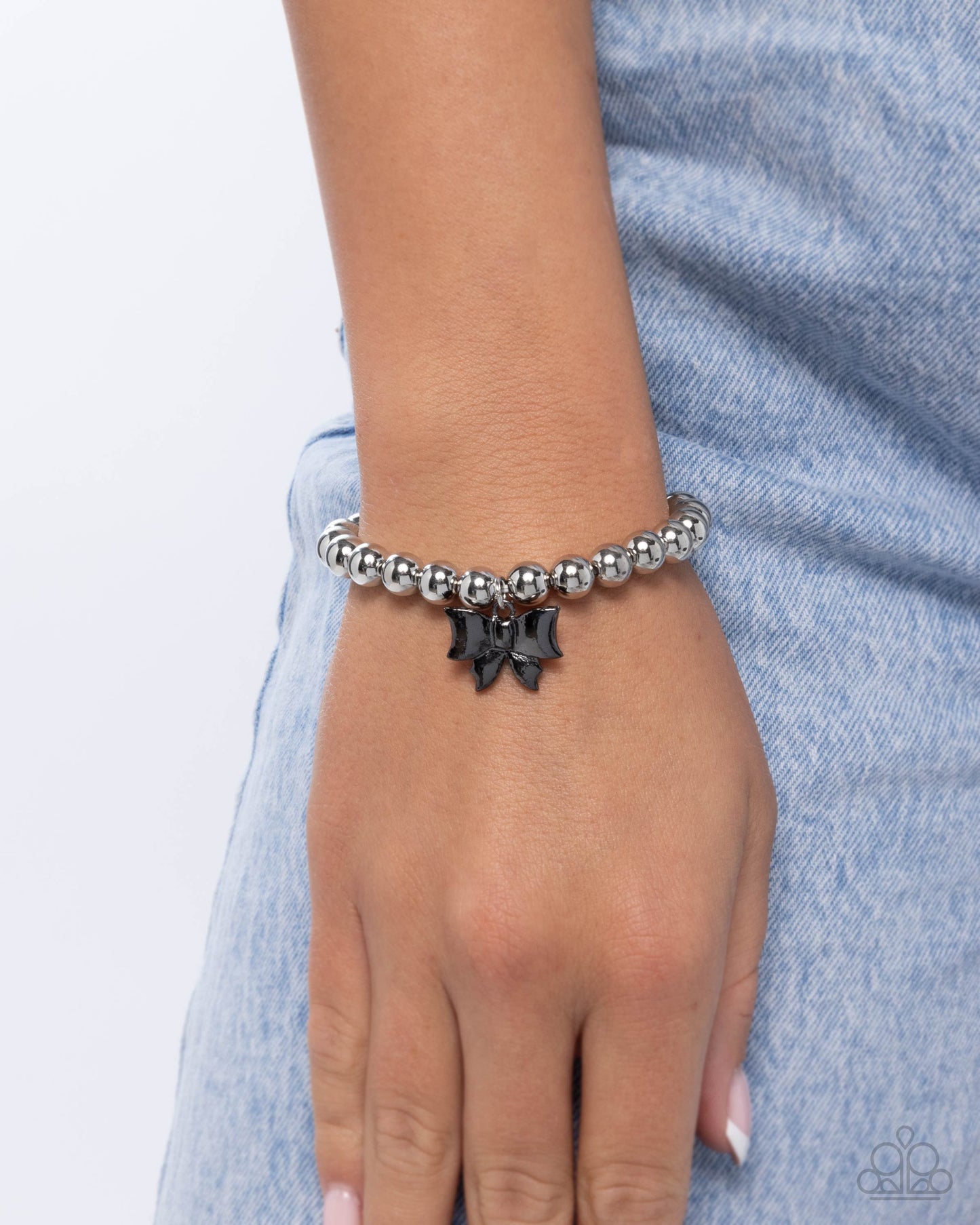 Young Lady - Black - Paparazzi Bracelet