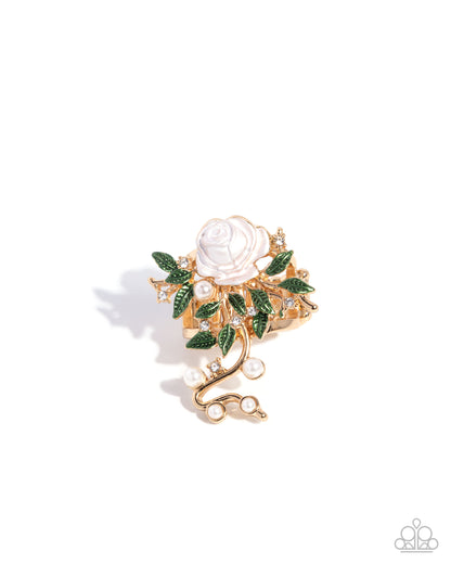 Beauty and the SWEET - Gold - Paparazzi Ring