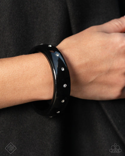 Cheeky Chic - Black - Paparazzi Bracelet