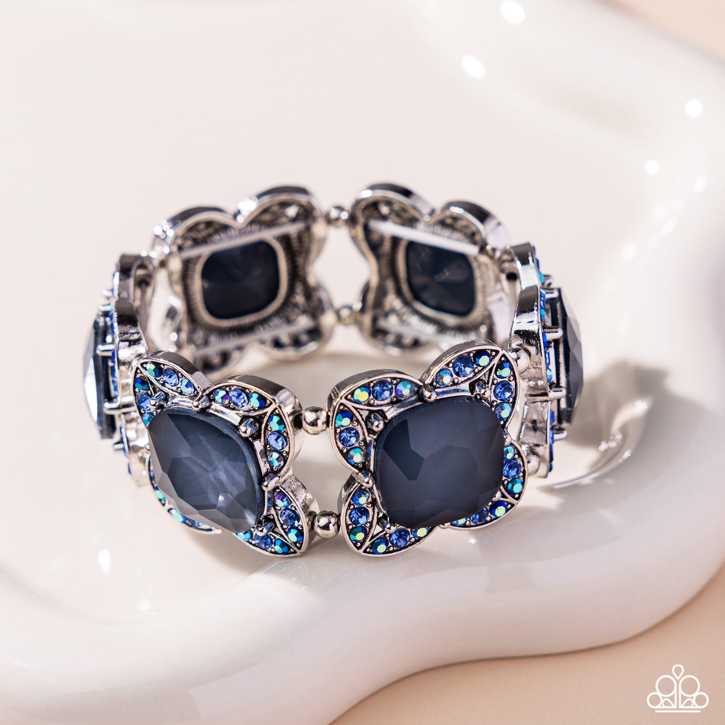 Bandwagon Beauty - Blue - Paparazzi Bracelet