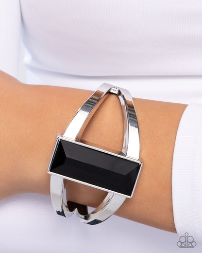 Pick-Me-Up Pizzazz - Black - Paparazzi Bracelet