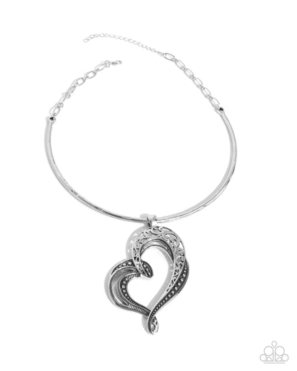 Concentric Courtship - Silver - Paparazzi Necklace