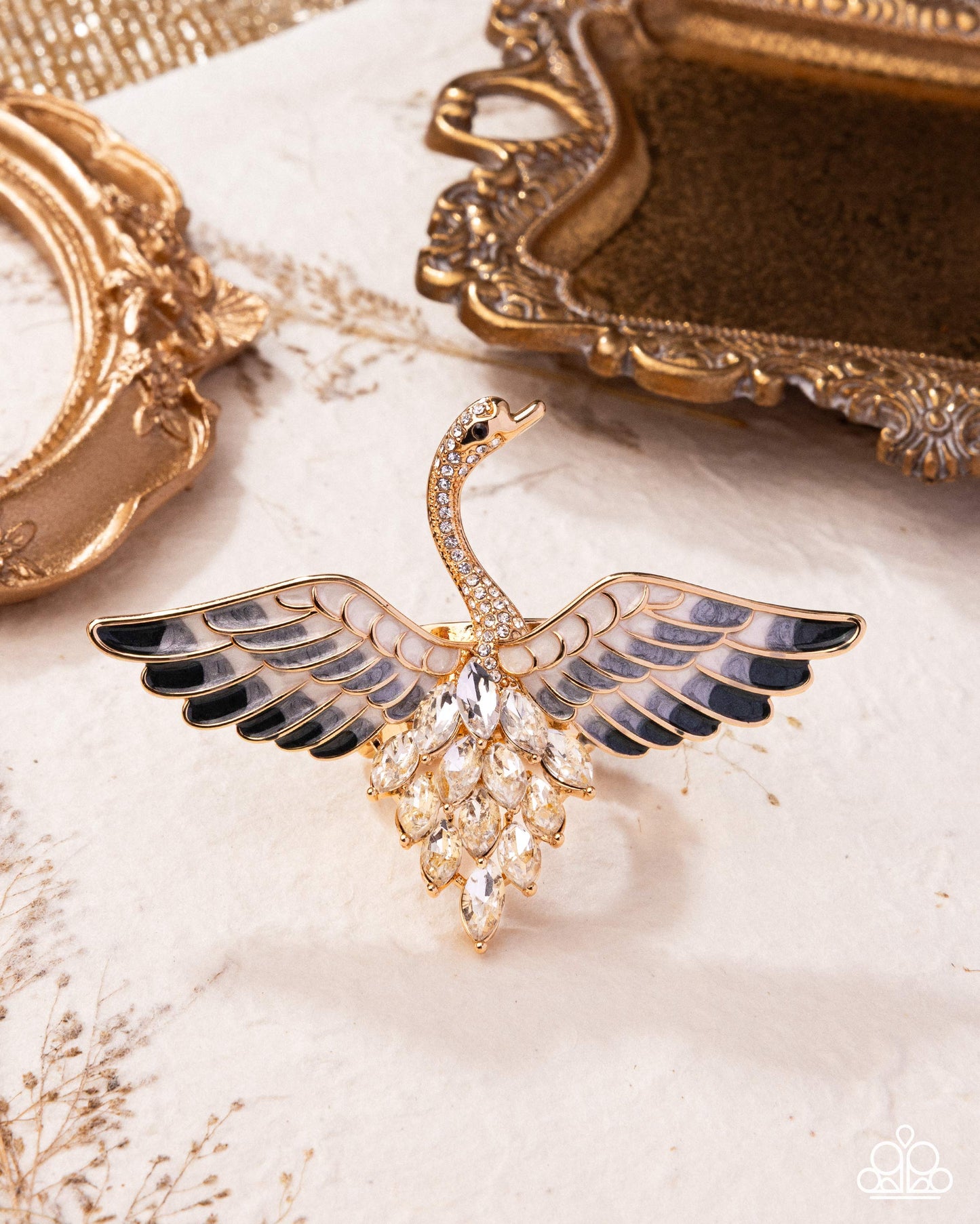 Soaring Swan - Gold - Paparazzi Ring