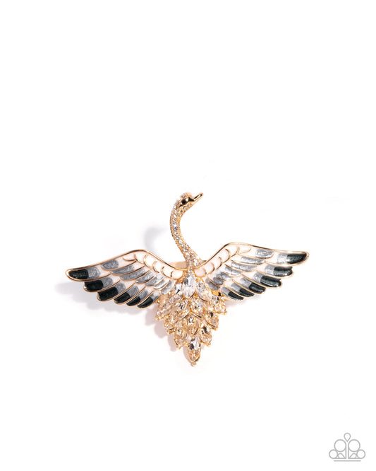 Soaring Swan - Gold - Paparazzi Ring