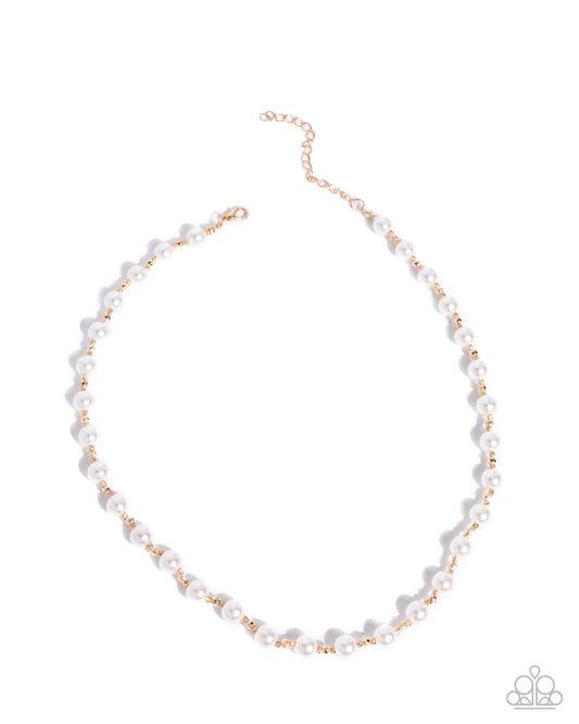 Pearl Premiere - Gold - Paparazzi Necklace