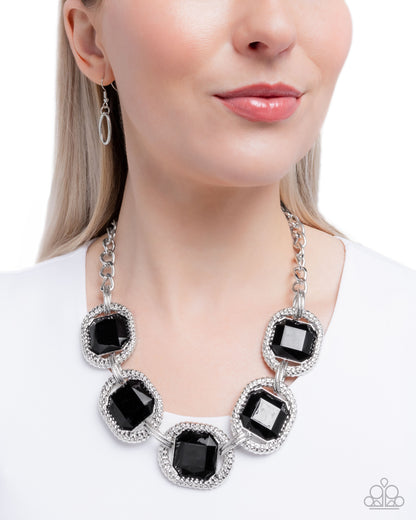 Framing Fanatic - Black - Paparazzi Necklace