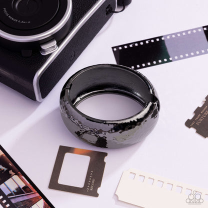 Hammered Hassle - Black - Paparazzi Bracelet