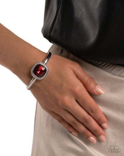 Asscher Assumption - Paparazzi Complete Look