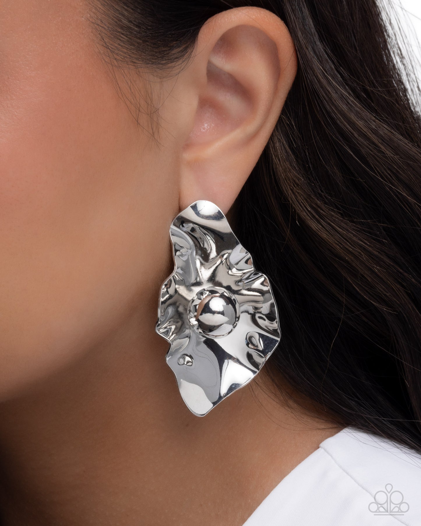 Crinkled Catwalk - Silver - Paparazzi Post Earrings