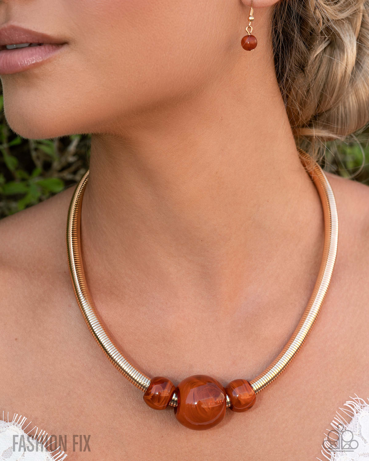 Sleek Shift - Gold - Paparazzi Necklace