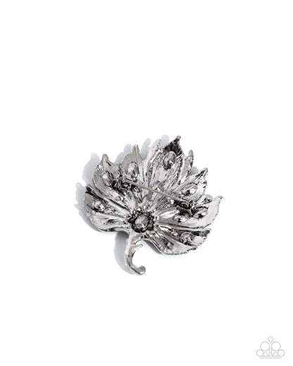 Perfect Peacock - Green - Paparazzi Brooch