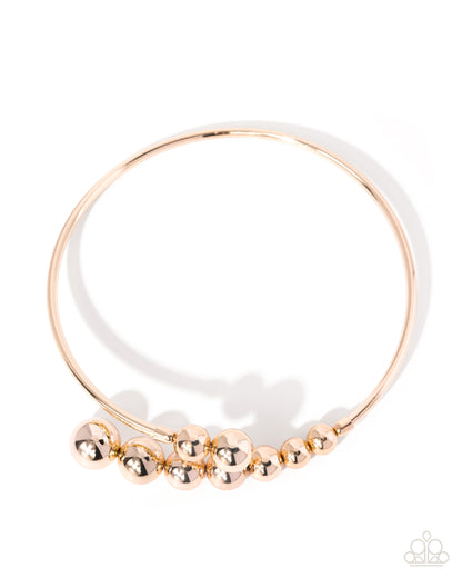 Smoldering Showcase - Gold - Paparazzi Necklace and Graduated Grunge - Gold -Paparazzi Post Earrings