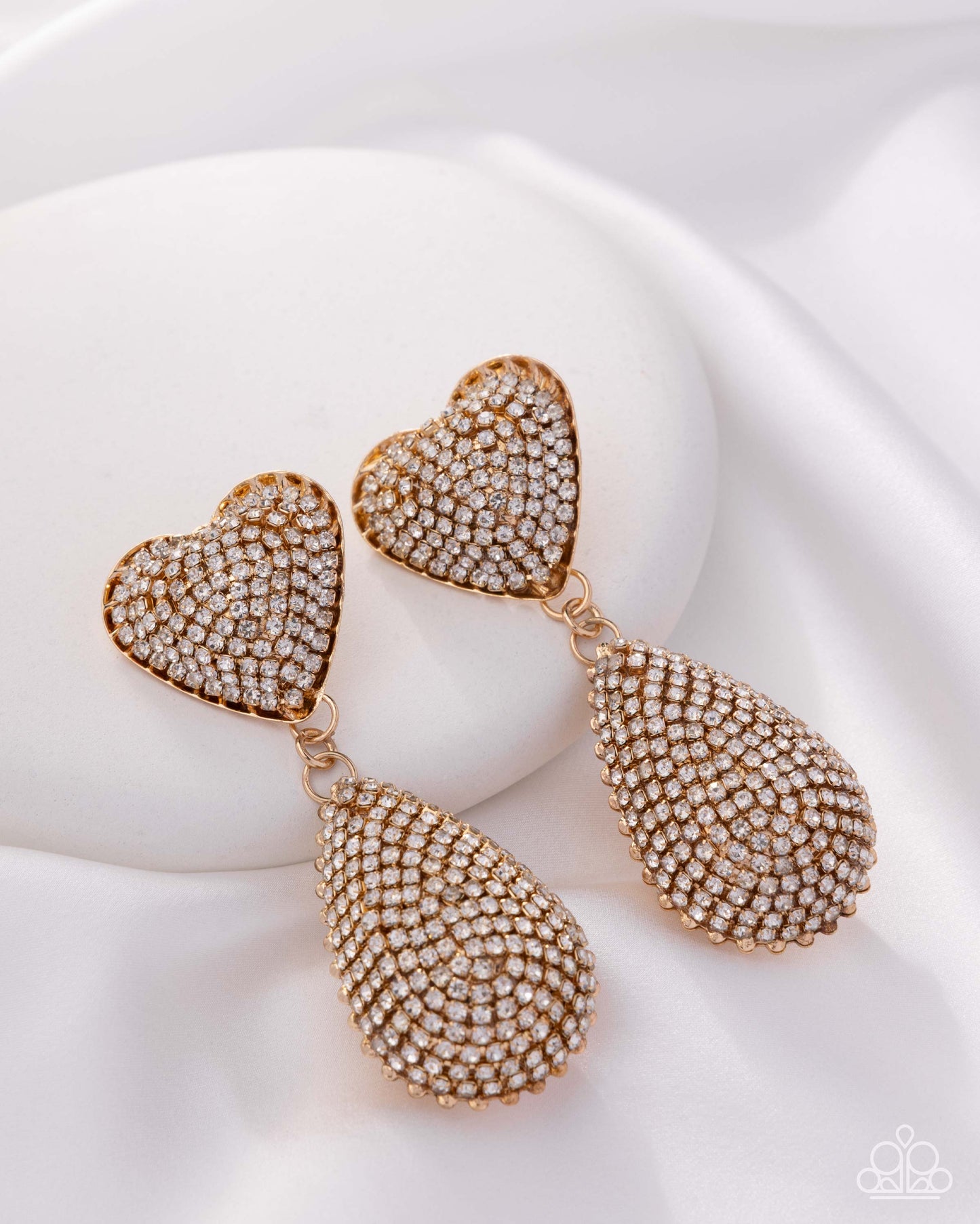 Sweetheart Sway - Gold - Paparazzi Post Earrings