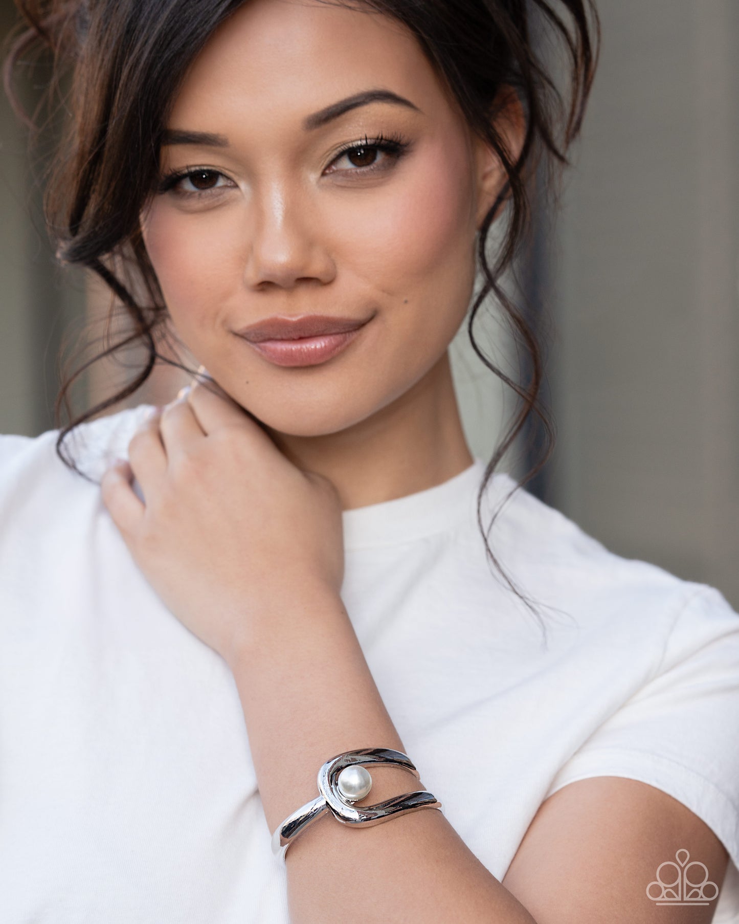 Sense of Grace - White - Paparazzi Bracelet