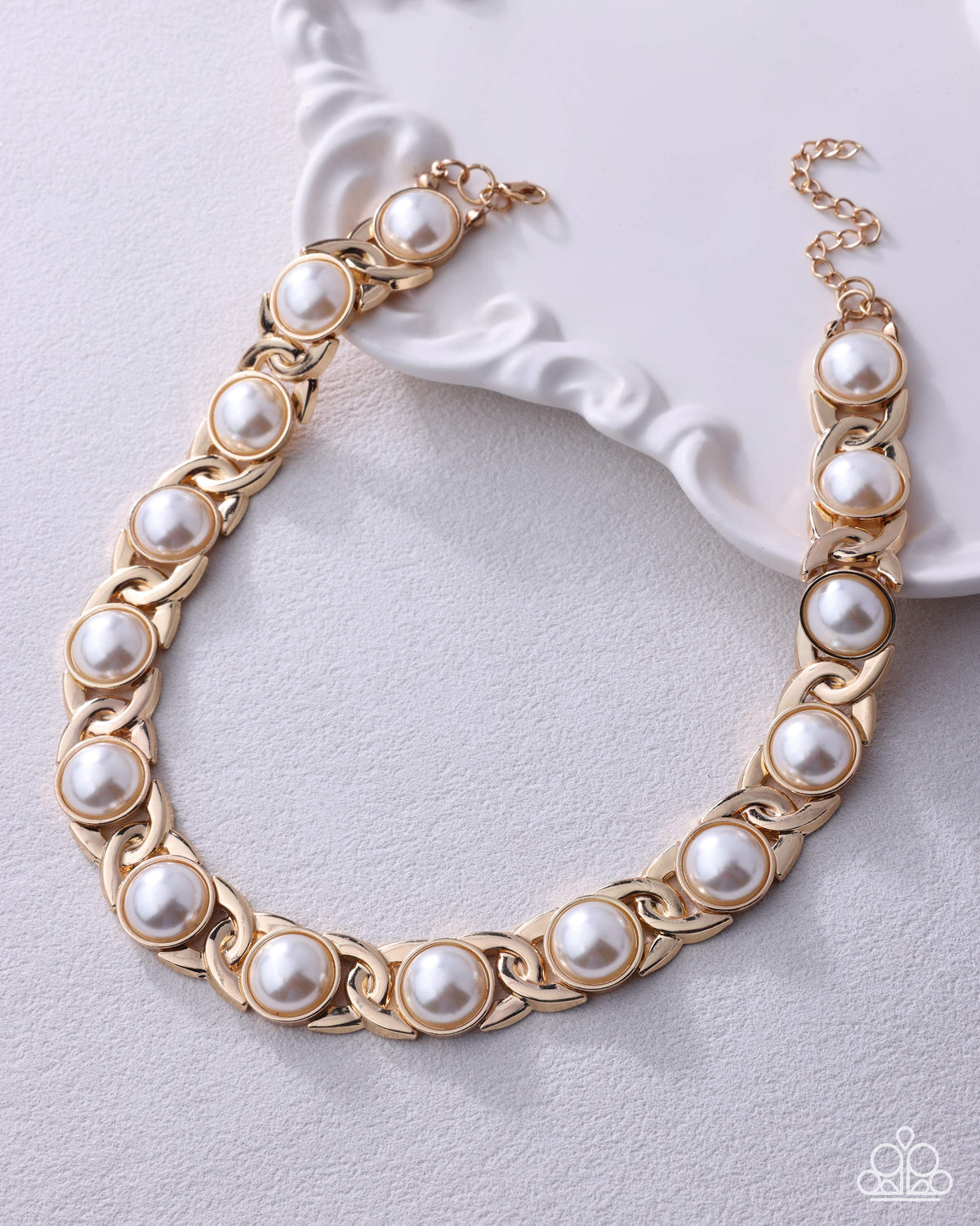 Poised Parade - Gold - Paparazzi Choker Necklace