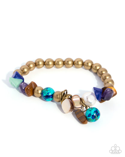 The Classy Collector - Brass - Paparazzi Bracelet