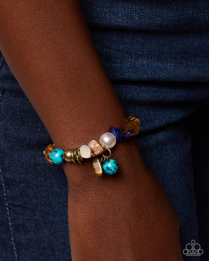 The Classy Collector - Brass - Paparazzi Bracelet