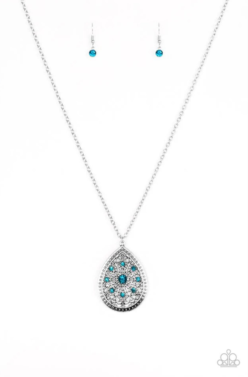I Am Queen - Blue - Paparazzi Necklace