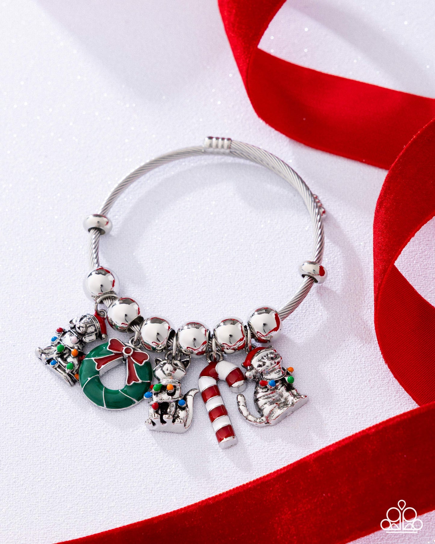 Christmas Creatures - Paparazzi Bracelet