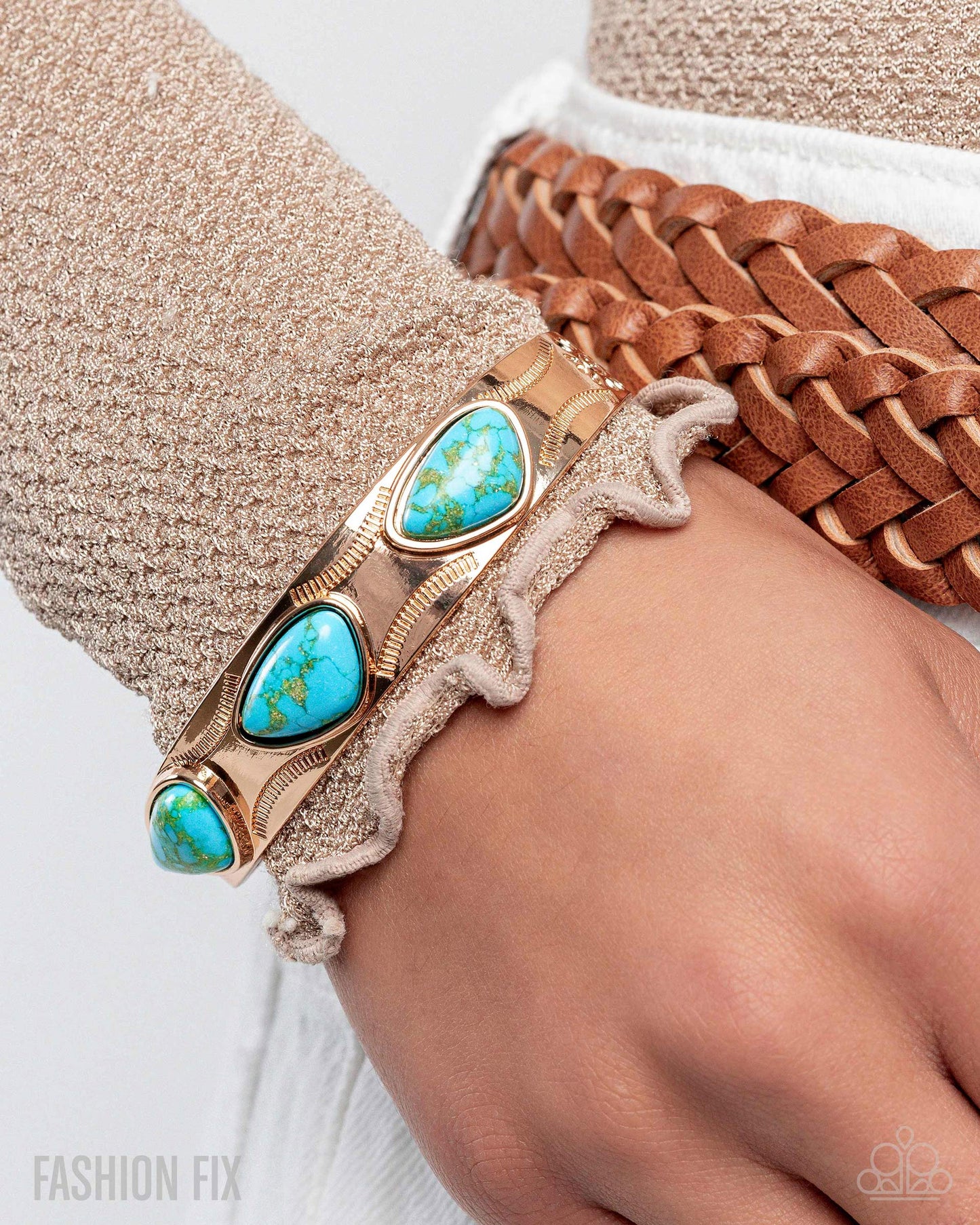 Simply Santa Fe - November Fashion Fix