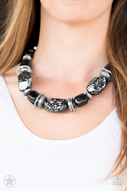 In Good Glazes - Black - Paparazzi Necklace (Blockbuster)