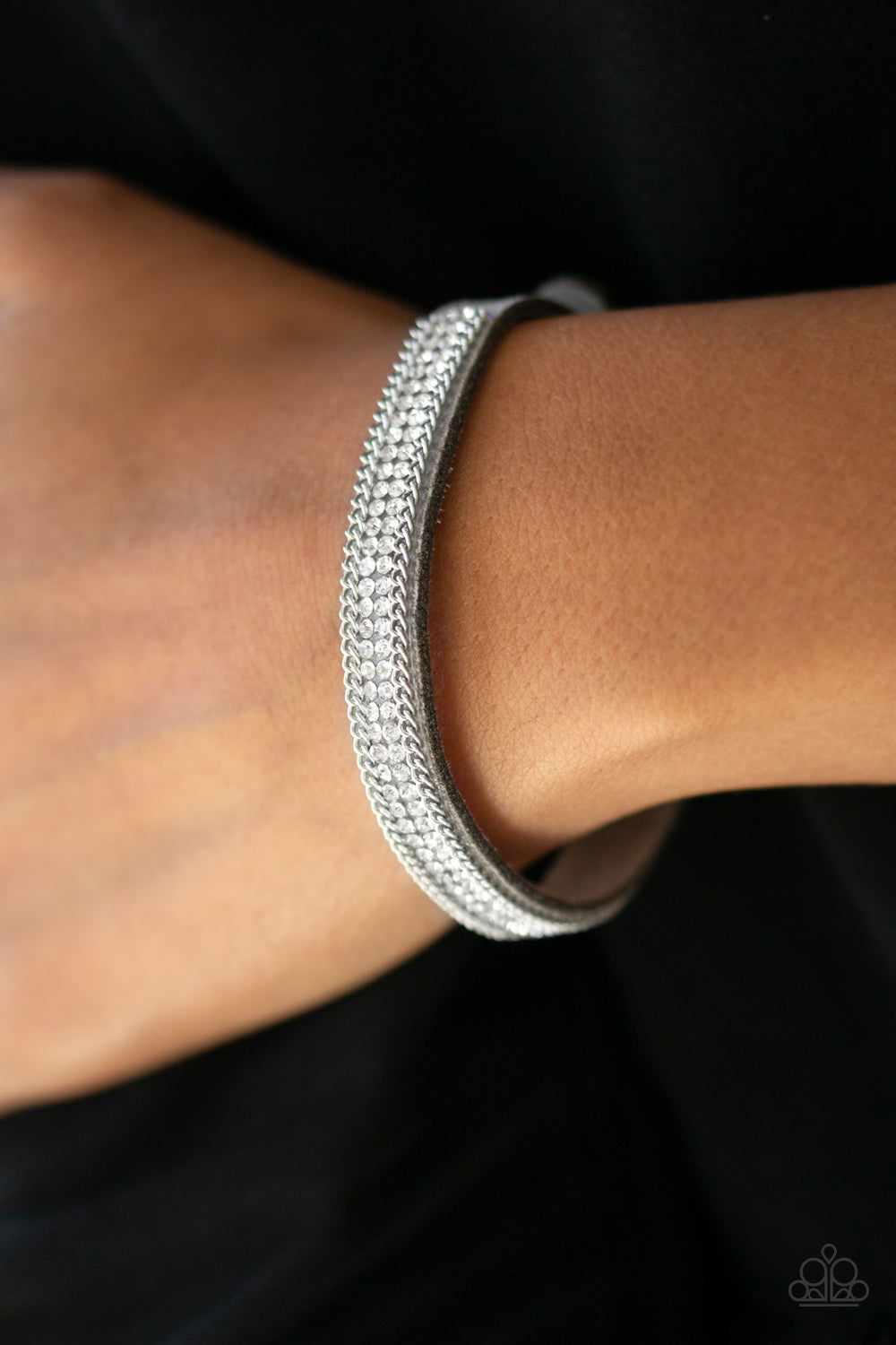 Babe Bling - Silver - Paparazzi Bracelet