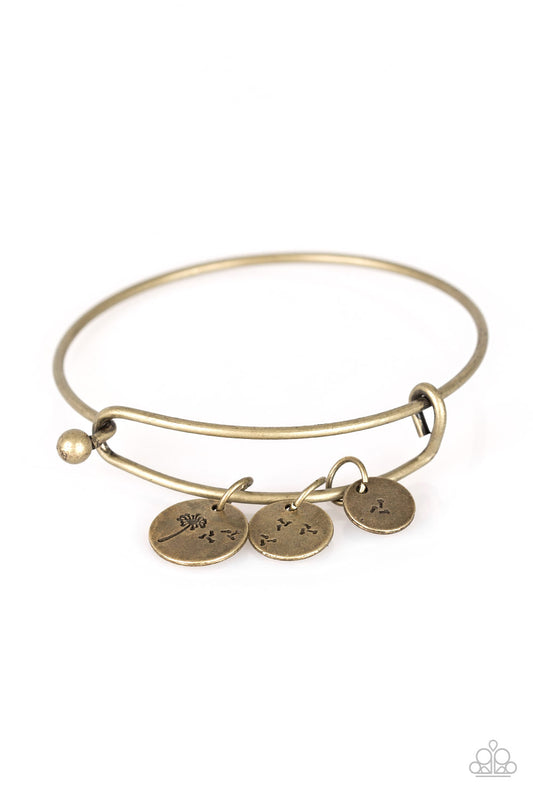 Dreamy Dandelions - Brass - Paparazzi Bracelet