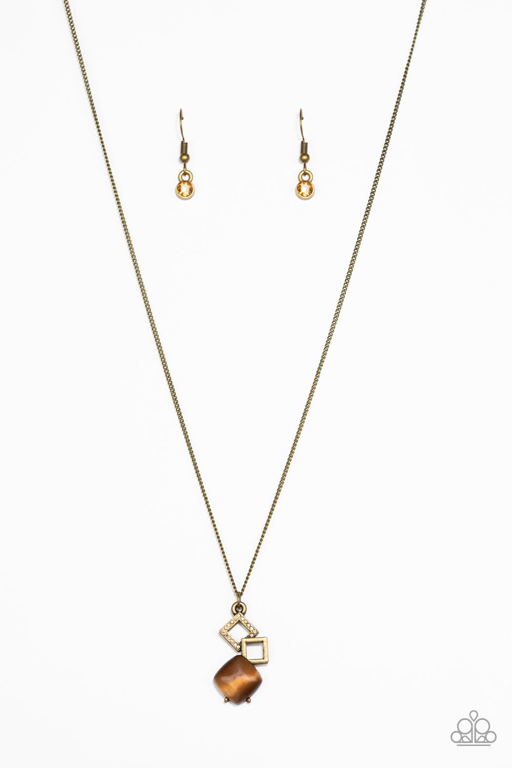 Stylishly Square - Brass - Paparazzi Necklace