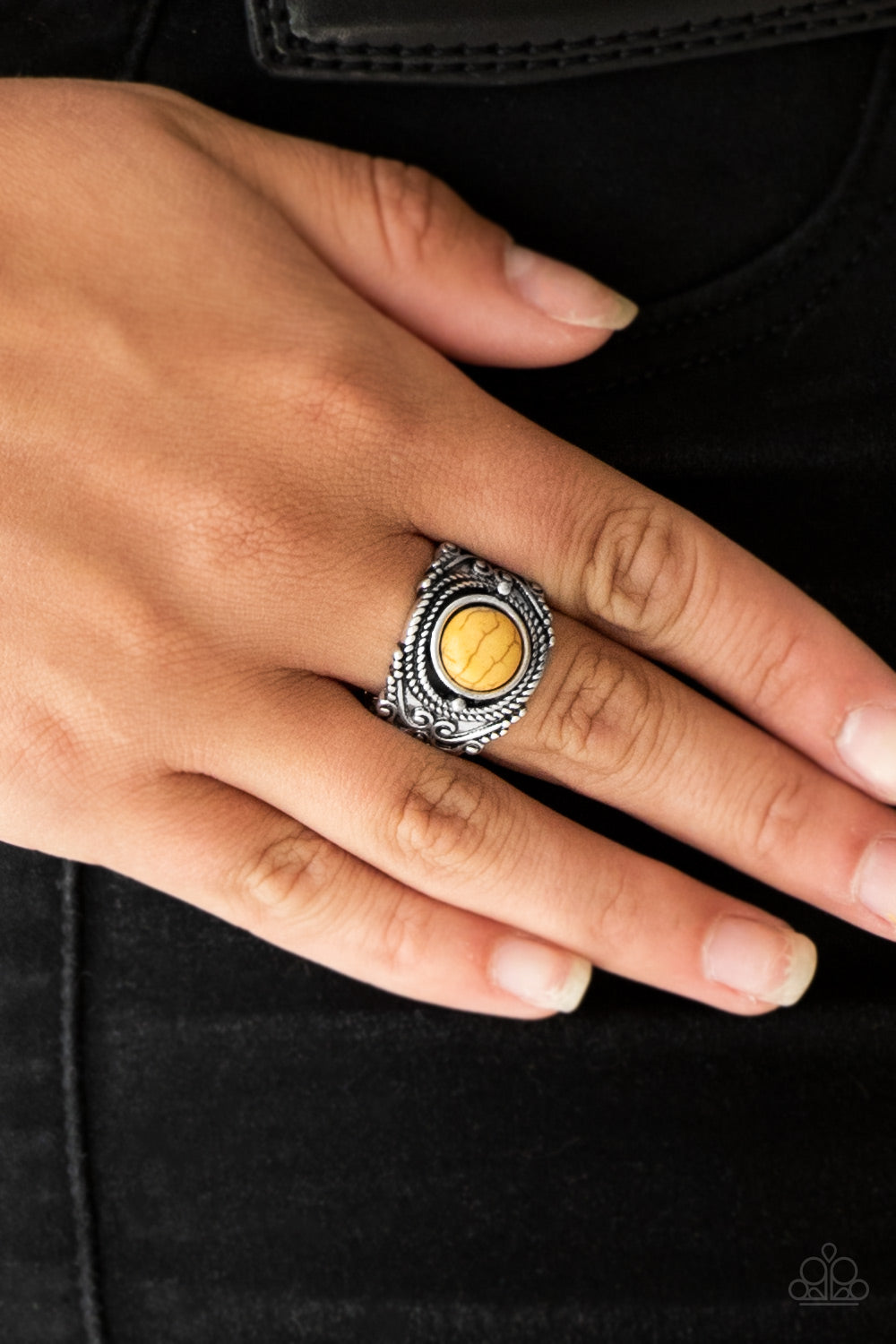 Stand Your Ground - Yellow - Paparazzi Ring