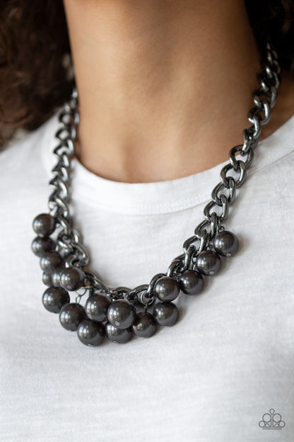 Get Off My Runway - Black - Paparazzi Necklace