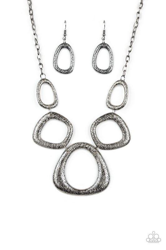 Backstreet Bandit - Black Paparazzi Necklace