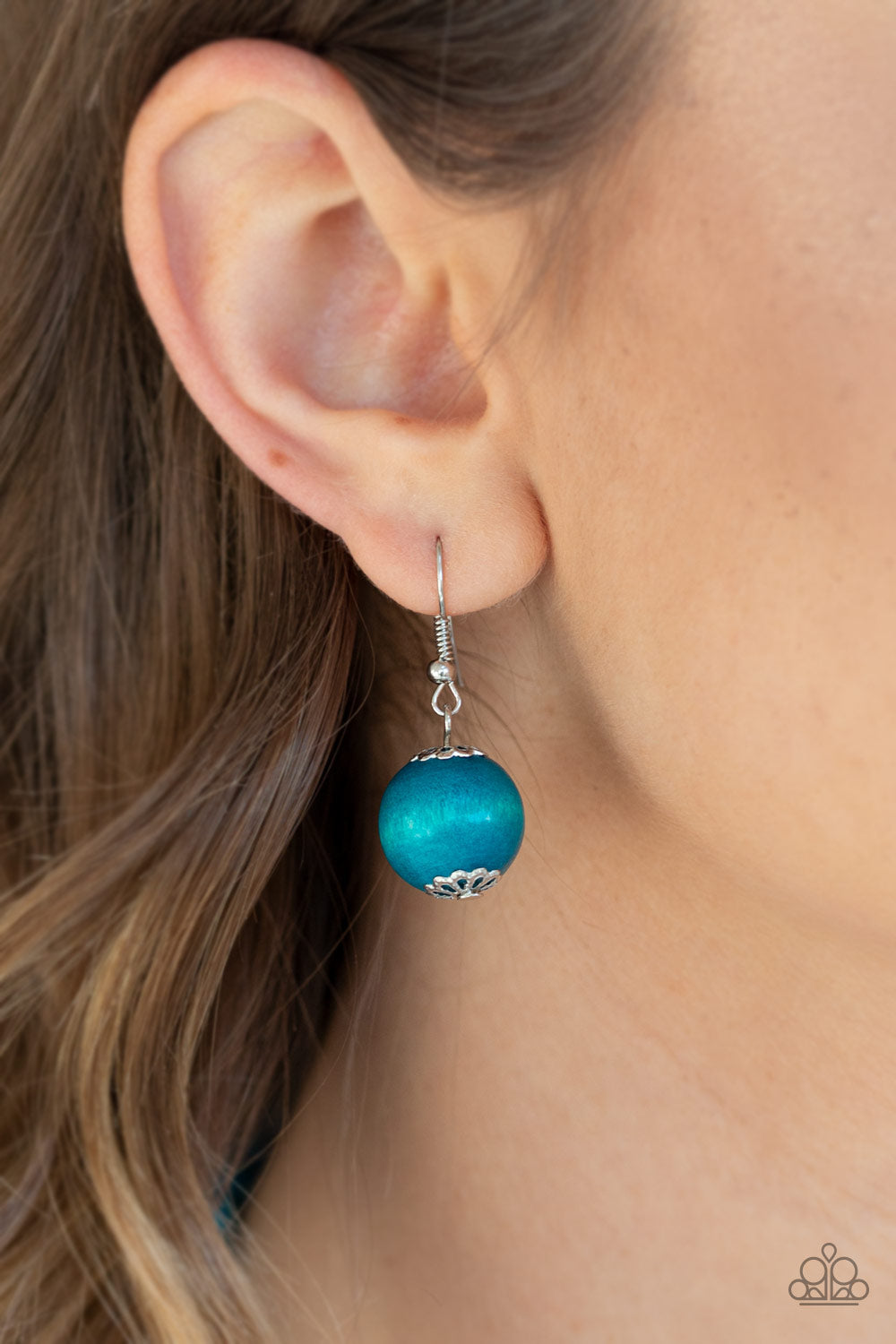 Summer Breezin - Blue Wood Necklace