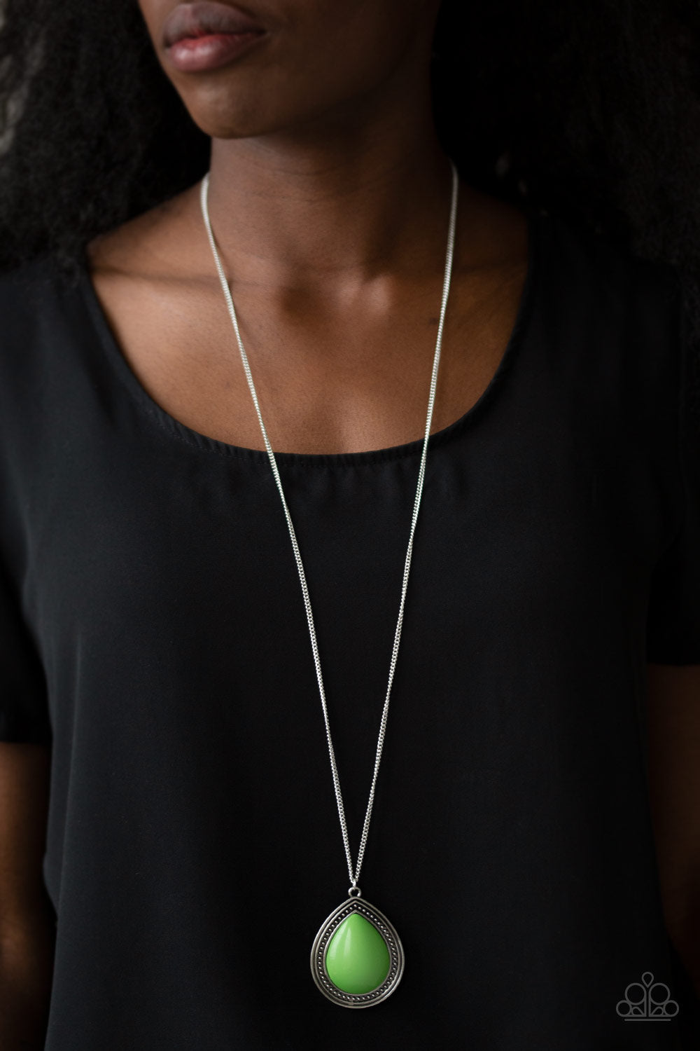 Chroma Courageous - Green - Paparazzi Necklace