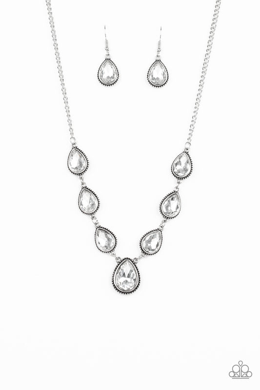 Socialite Social - White - Paparazzi Necklace