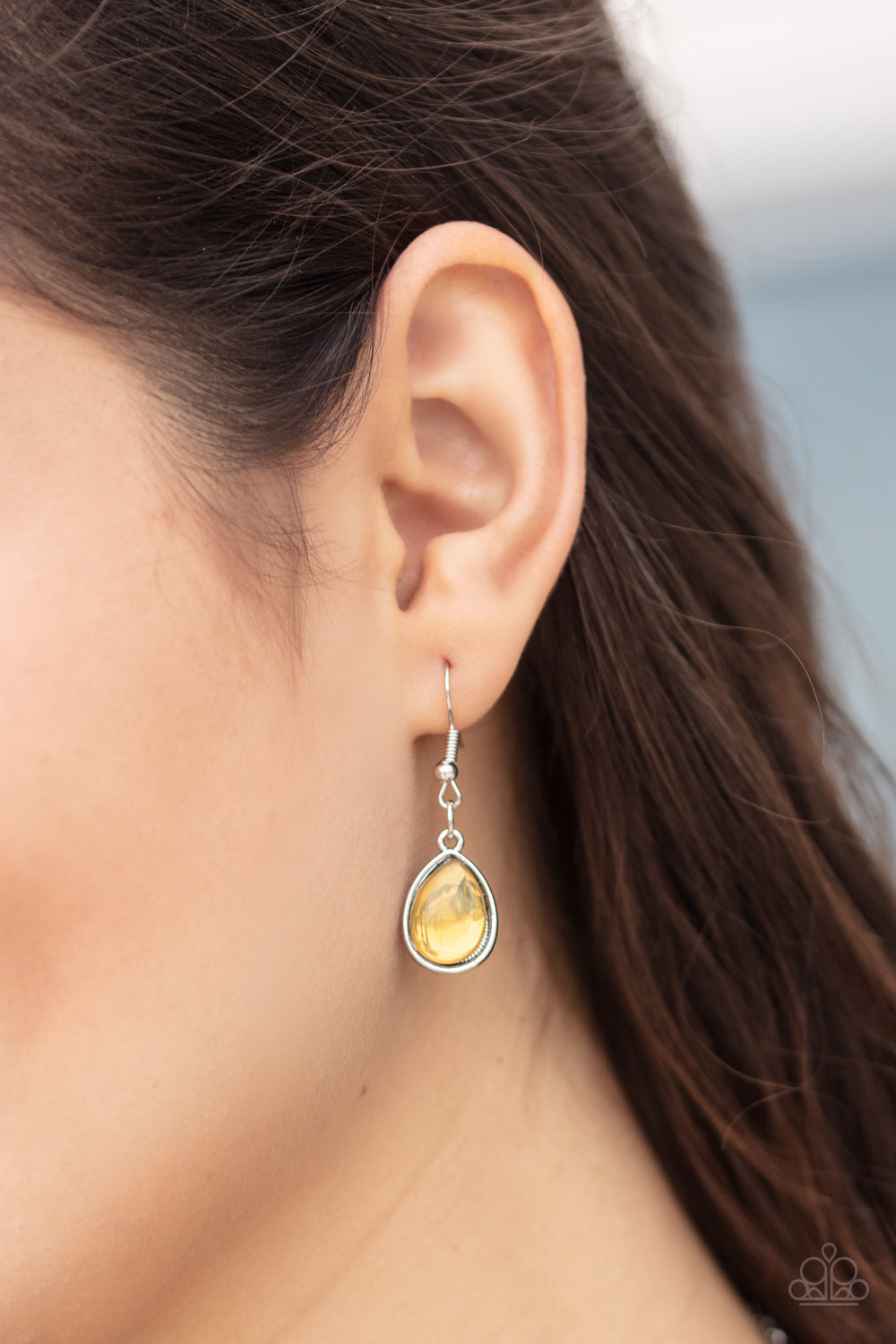 Iridescently Irresistible - Yellow - Paparazzi Necklace