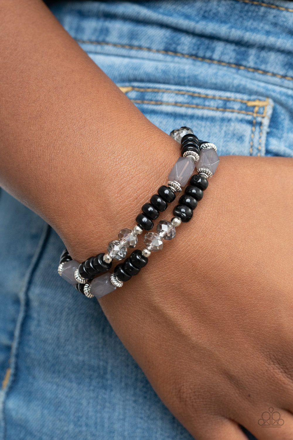Delightfully Dainty - Black - Paparazzi Bracelet