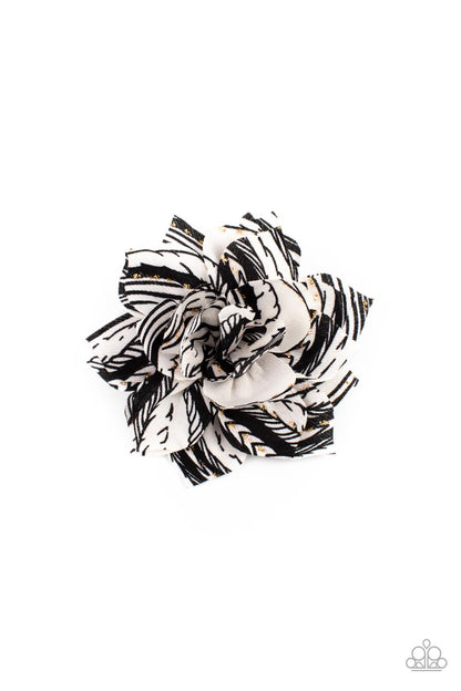 Sonic BLOOM - Black - Paparazzi Hair Clip