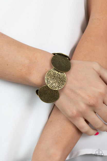 Extra Etched - Brass - Paparazzi Bracelet
