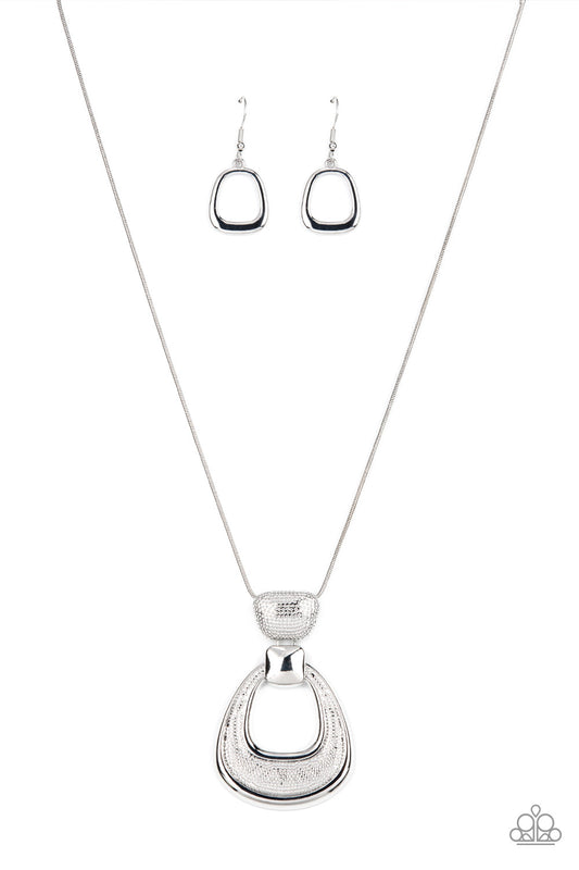 Park Avenue Attitude - Silver - Paparazzi Necklace