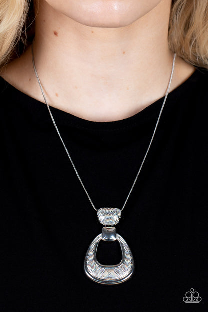 Park Avenue Attitude - Silver - Paparazzi Necklace